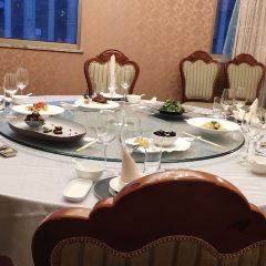 Tongxiangzhenshidajiudiankelisi Western Restaurant User Photo