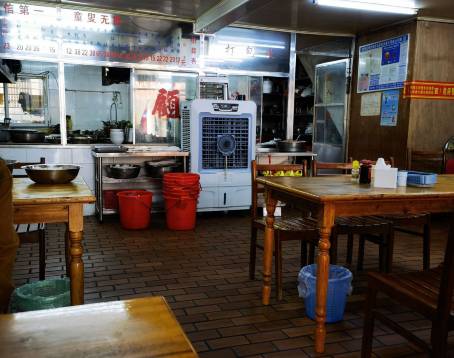 東興牛肉店（莊府巷店）
