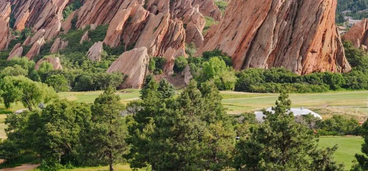 On the Rocks Bar & Grill at Arrowhead Golf Club