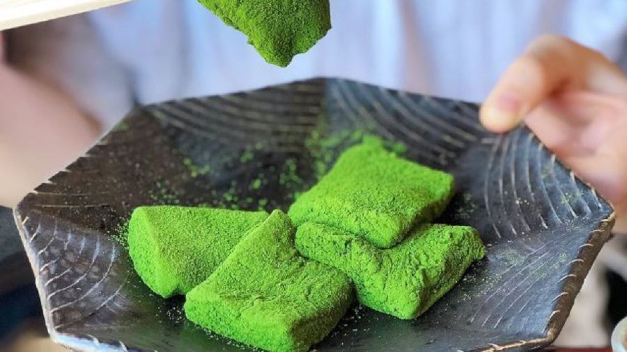 Nakamura Tokichi - Kyoto Station