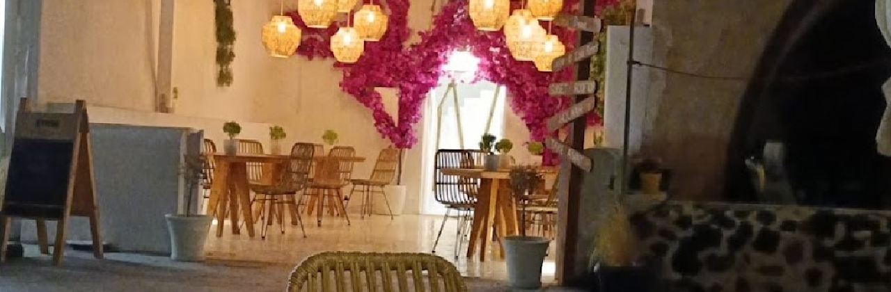 Aion Cocktail Bar & Bistro