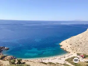 Oprna Bay