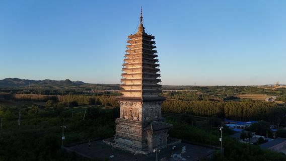 Qingfeng Tower