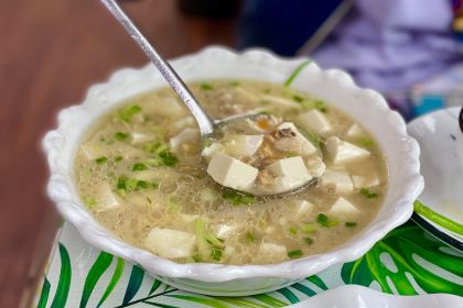 烟雨人家特色农家菜(周庄店)