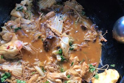 林海雪缘铁锅炖