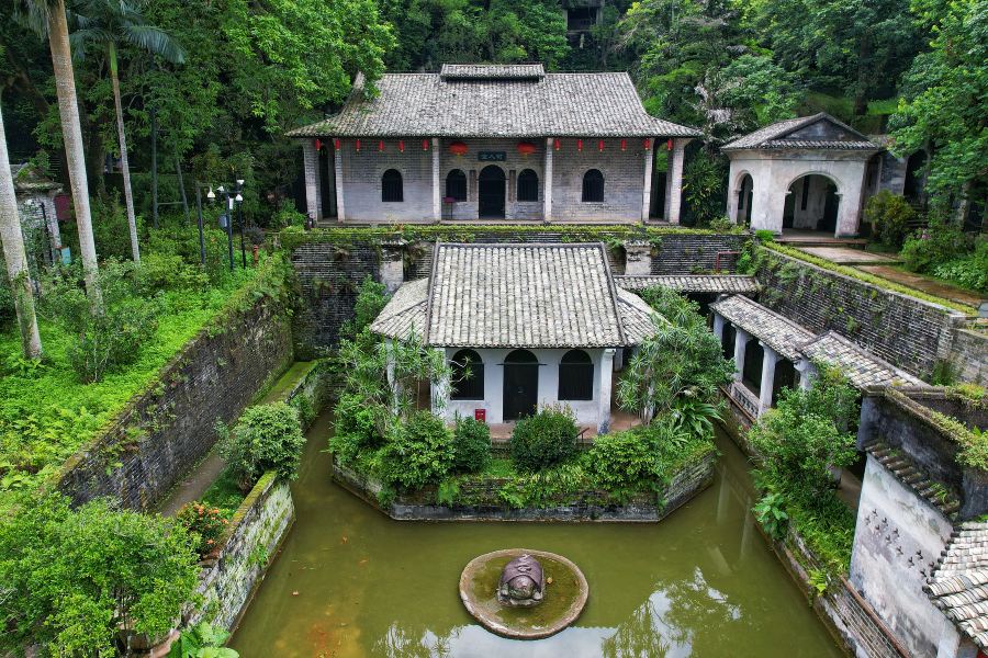 謝魯山莊風景名勝區