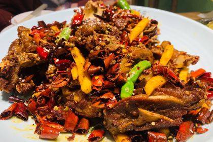 JINAG JUN FU YI HAO JI MAO DIAN