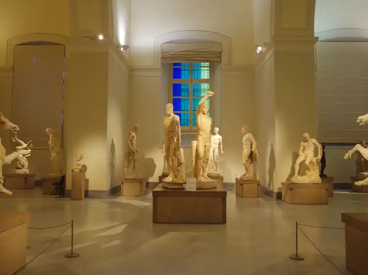 Hotels near Naples National Archaeological Museum