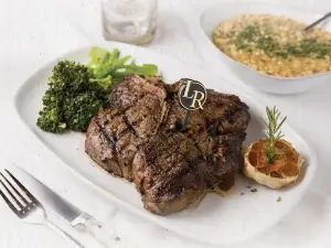 Larsen's Steakhouse-Encino