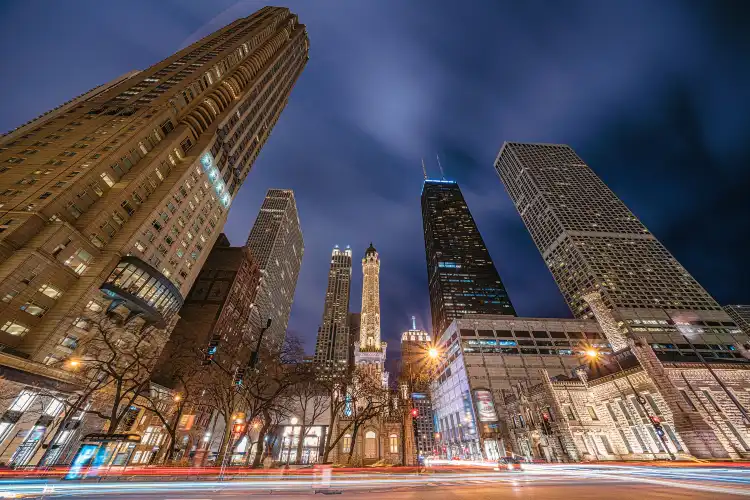 Hotels near Magnificent Mile