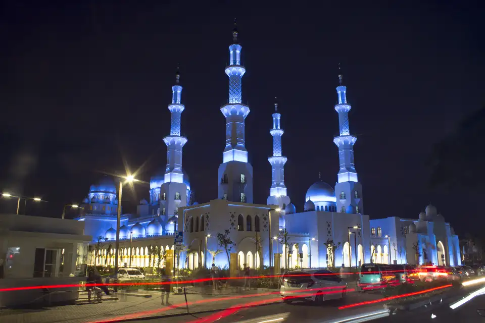 2_Sheikh Zayed Grand Mosque Solo Surakarta