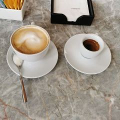 小徑灣艾美酒店·北緯22大堂吧張用戶圖片