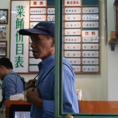 220辣肉面馆(松花江路店) User Photo