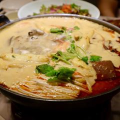 YAN JIANG HAINAN CUISINE User Photo