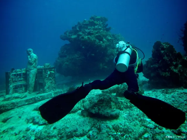 5 Things to Know About the Cancun Underwater Museum