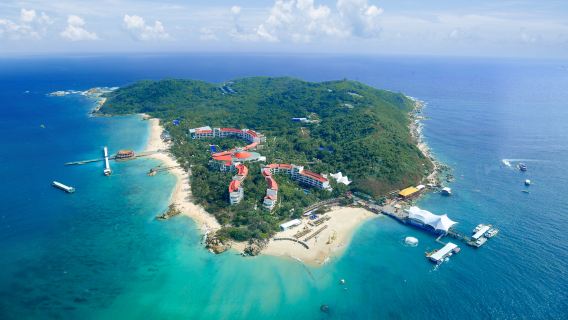 Индивидуальный дневной тур по Санья: остров Учжичжоу, горячие источники Наньтянь