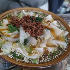 东北大馅水饺(亚丁路二段店) User Photo