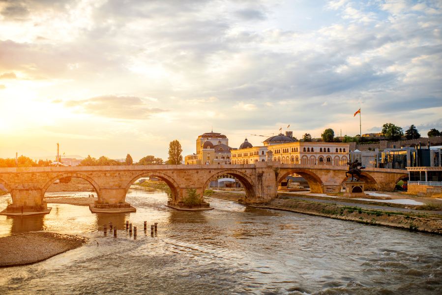 Syracuse to Skopje Flights