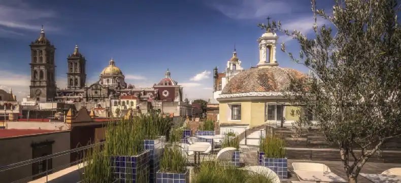 โรงแรมในปวยบลา