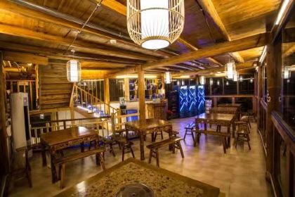 西江聚贤小酒馆全景餐厅