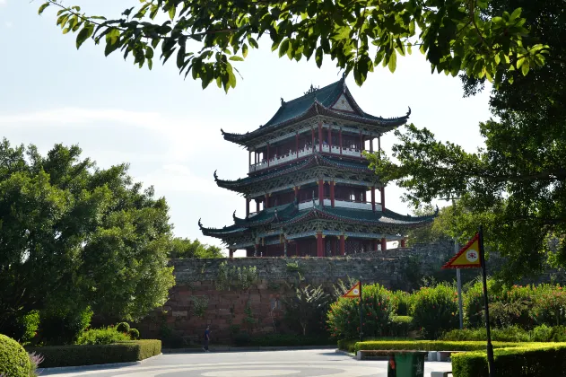 Hotel dekat Ganzhoushilian Museum