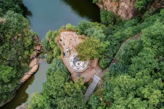 Hotels near Fuxi Grand Canyon