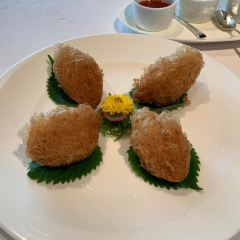 LUNG KING HEEN User Photo