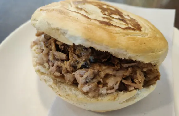 秦豫肉夾饃(騾馬市總店)