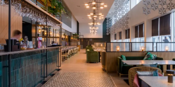 Quayside Bar & Grill