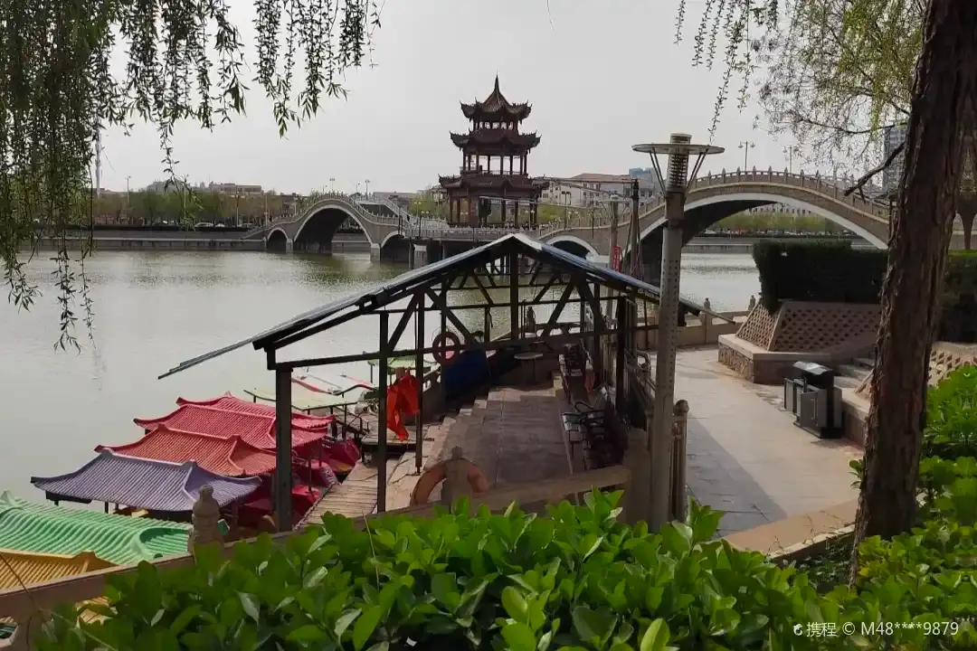 Hotels near Xihu Square