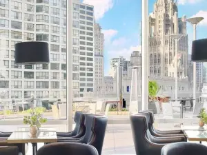 Top 13 Restaurants for Views & Experiences in Chicago