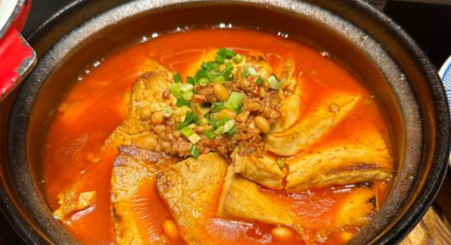 帅巴人东西子田园饭庄