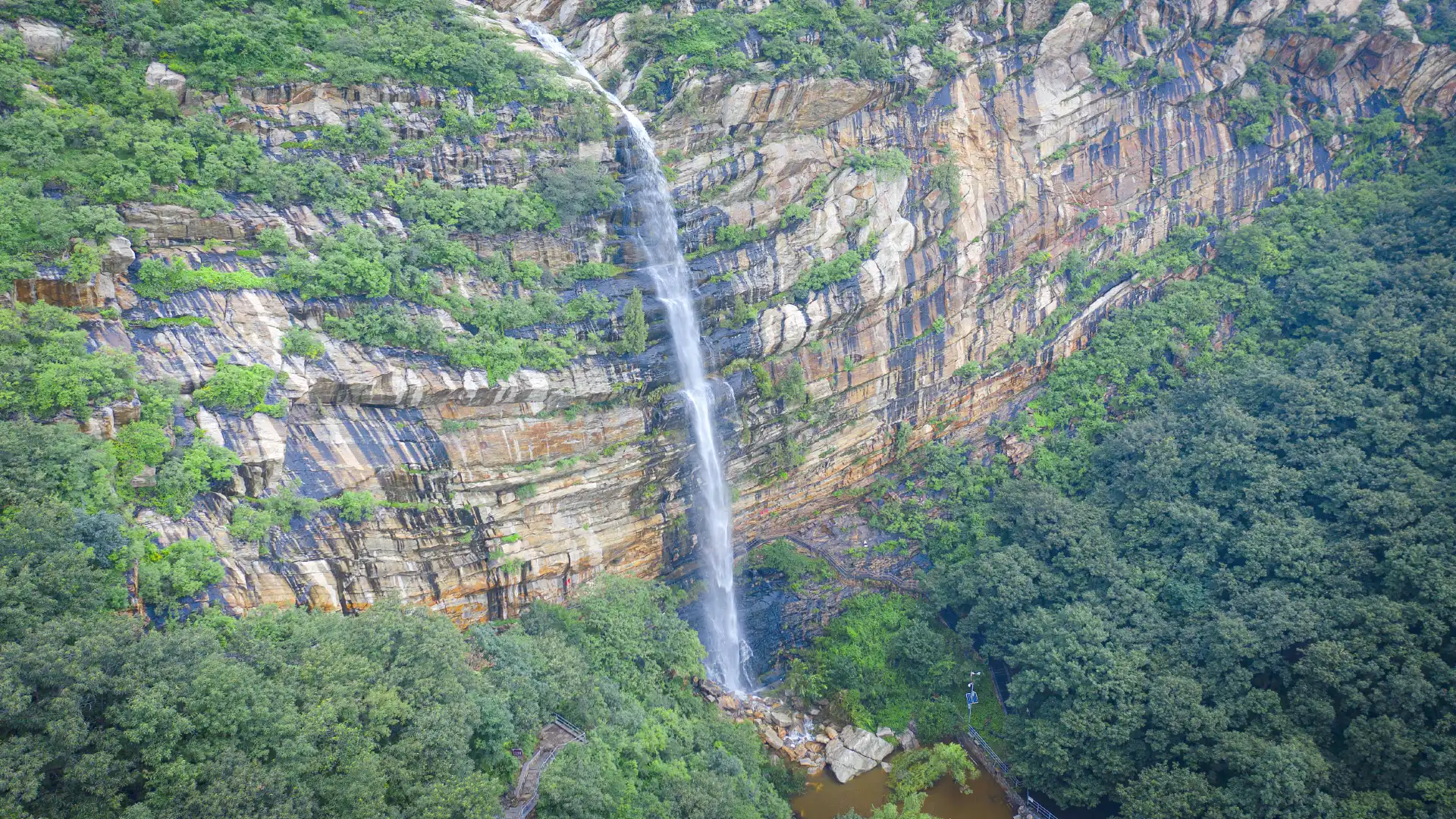 鄰近盧崖瀑布風景區的酒店
