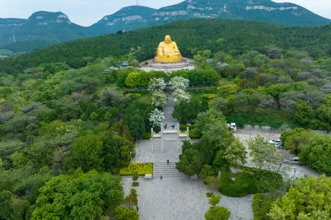 Qianfo Mountain Scenic Area