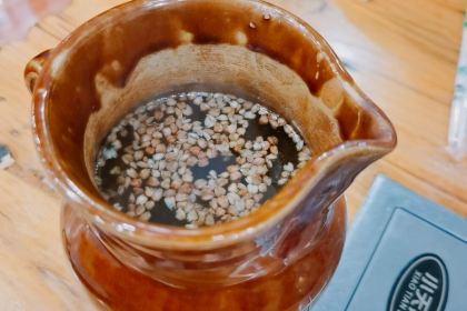 阿妈野生菌土鸡腊排骨·蒸汽石锅鱼