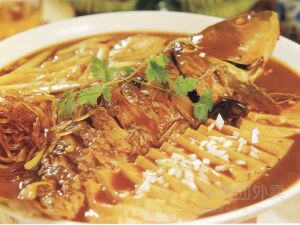杨记抛鸭店·龙胜地道土菜馆