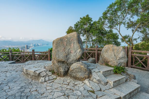 Twin Moon Bay Viewing Platform
