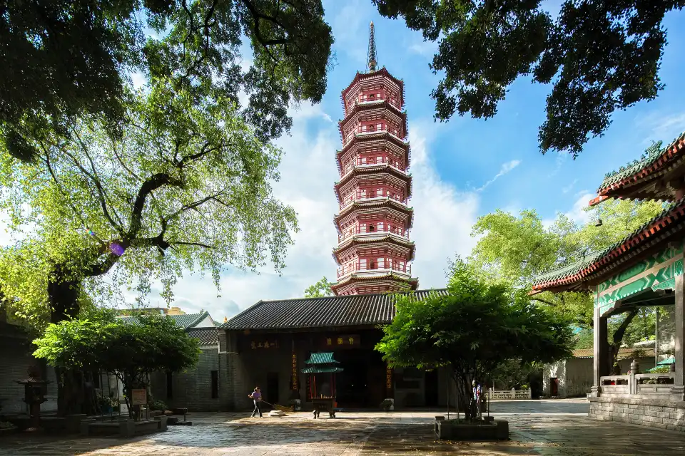 1_Temple of the Six Banyan Trees