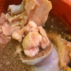 XUE JUN SHENG JI User Photo