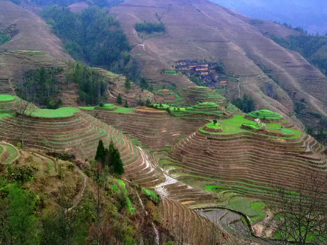 桂林龍脊梯田，直情驚艷，小衆旅游+民族風情，必打卡！