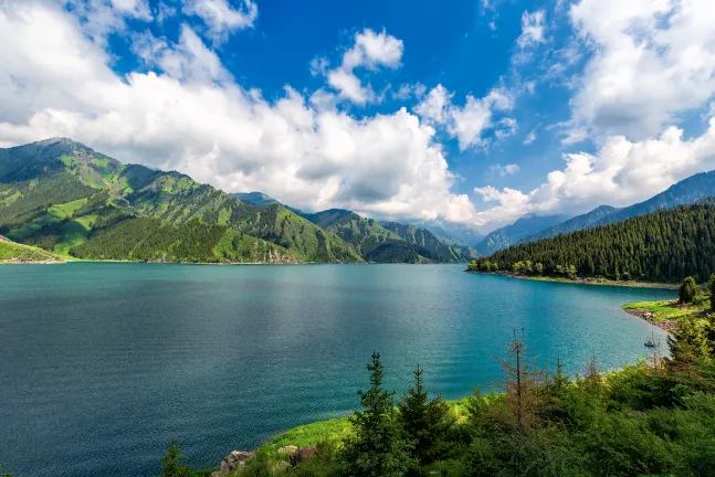 Разрешено размещения с домашними животными Отели в г. Турфан