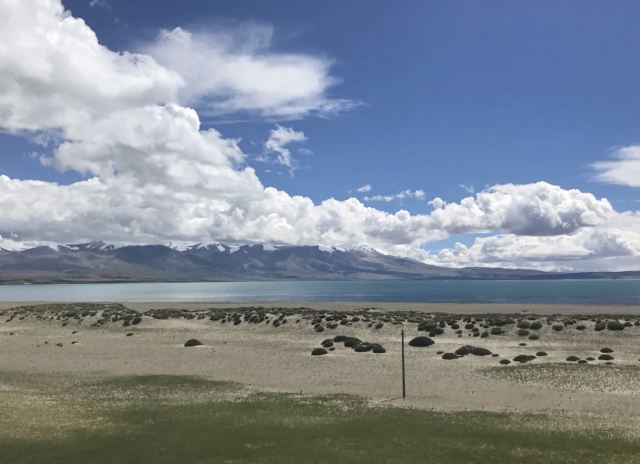 阿裡神山聖湖旅遊區