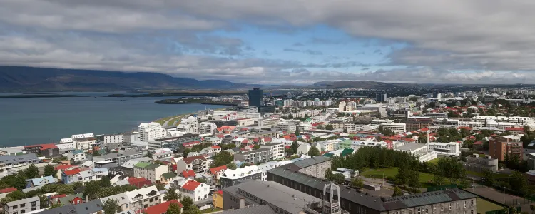 Iceland model周辺のホテル