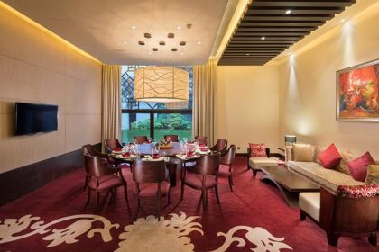 Linzhigongbuzhuangyuanxi'erdun Restaurant