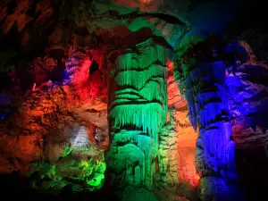 Yanxiang Cave