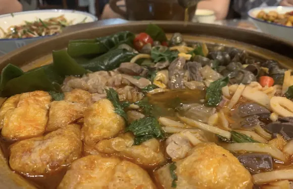 老家小院土菜館