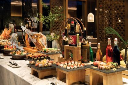 遵化金融街古泉皇冠假日酒店·仟玺全日餐厅