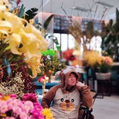 猛虎玫瑰·鲜花西餐厅(长嘉汇江景店) User Photo