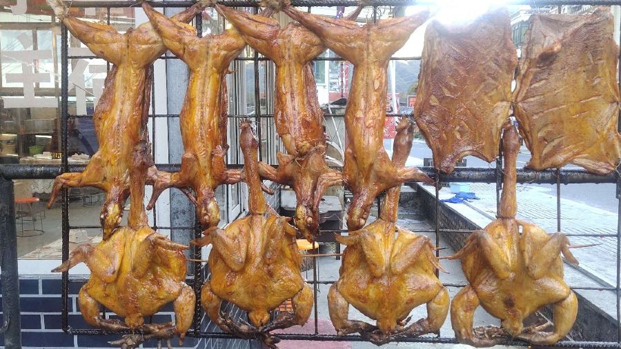 君谊烧烤汤锅 环保生烤拒绝油炸(古尔沟店)