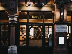 Harry's Restaurant